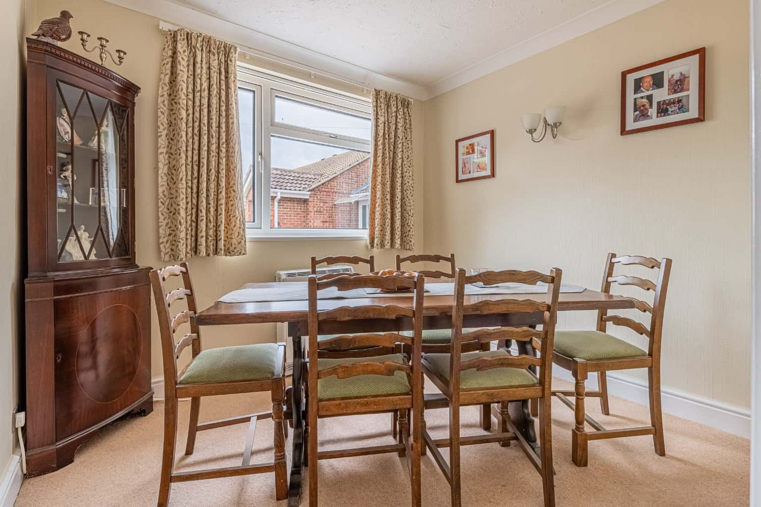 EXTENDED THREE BEDROOM SEMI-DETACHED BUNGALOW IN A QUIET LITTLE PAXTON CUL-DE-SAC SUMMARY Property image 9