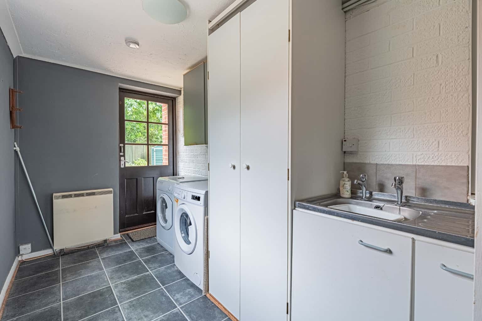 EXTENDED THREE BEDROOM SEMI-DETACHED BUNGALOW IN A QUIET LITTLE PAXTON CUL-DE-SAC SUMMARY Property image 8