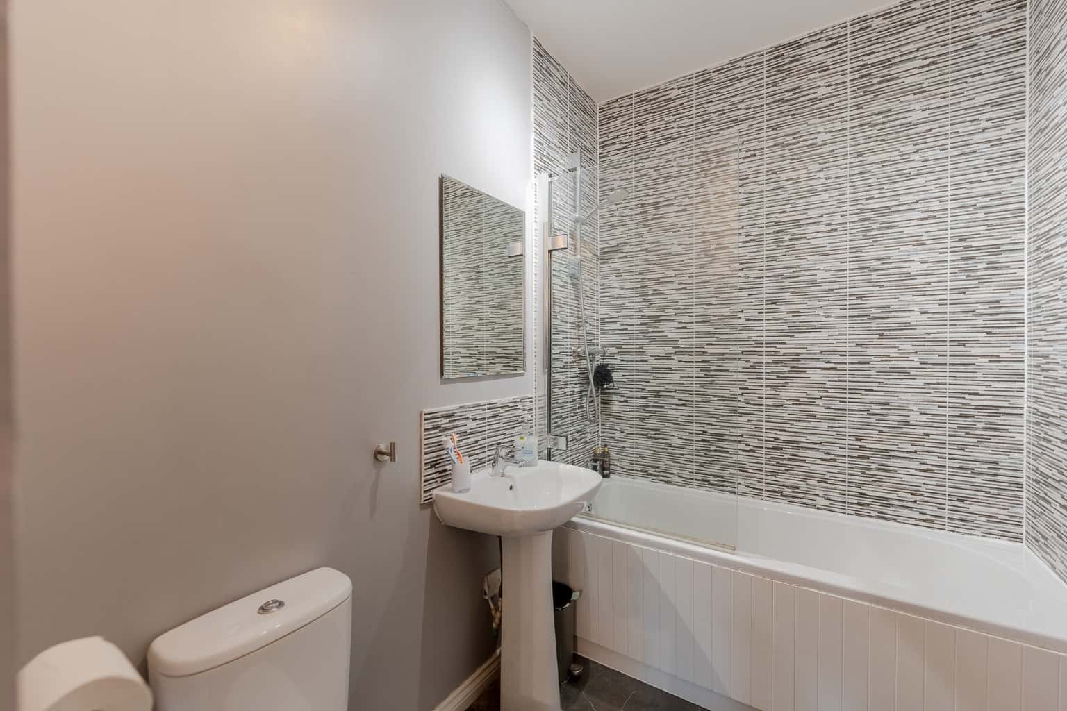 Two bedroom Apartment. Property image 6