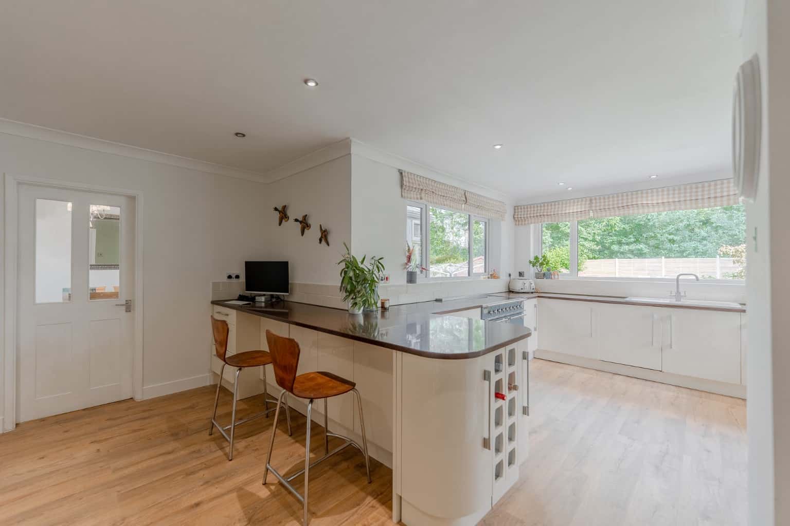 EXTENDED FOUR BEDROOM DETACHED HOME WITH GRAFHAM WATER VIEWS, AIR CONDITIONING & GARAGE Property image 6