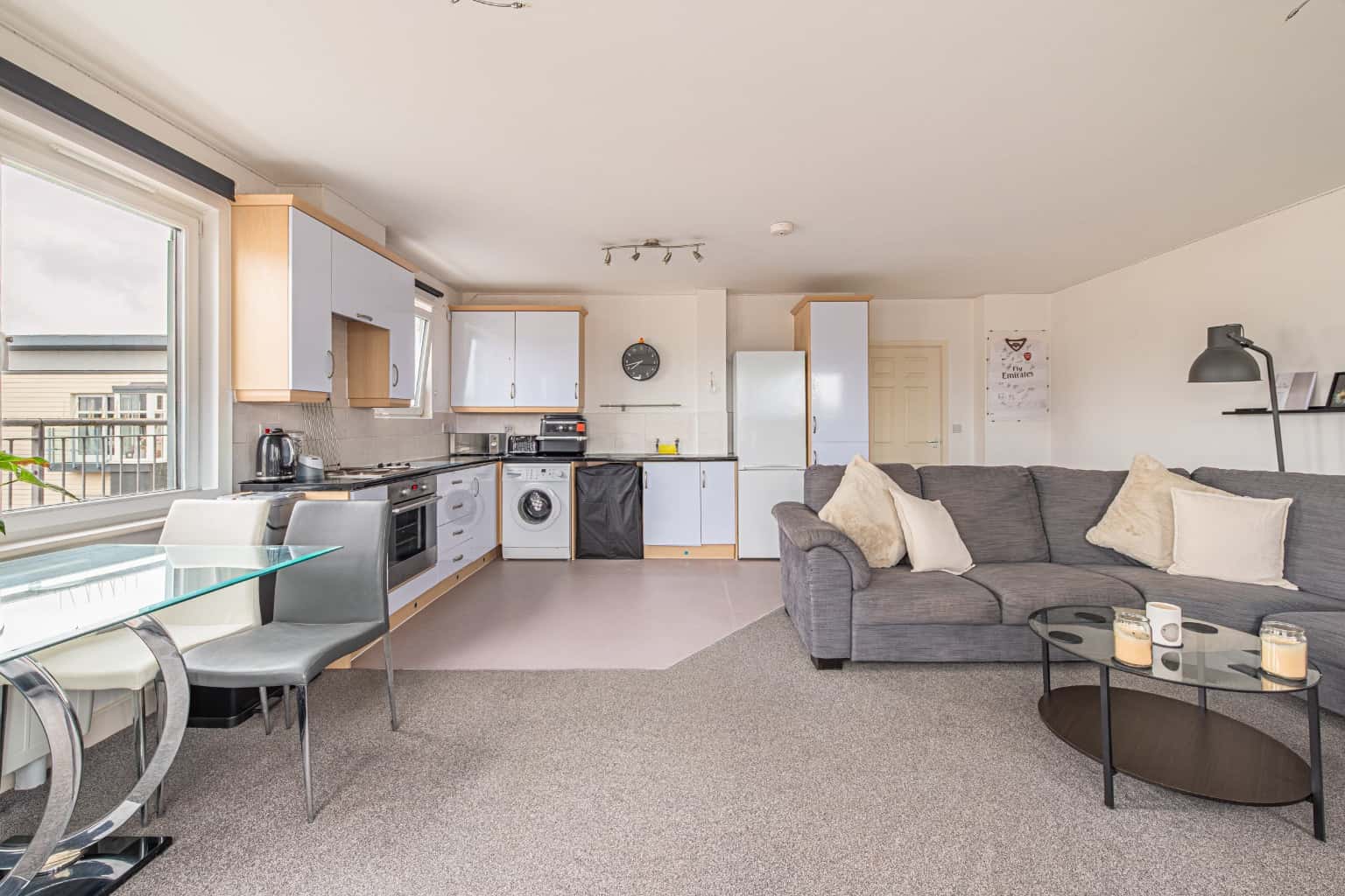 TWO BEDROOM PENTHOUSE WITH BALCONY Property image 2