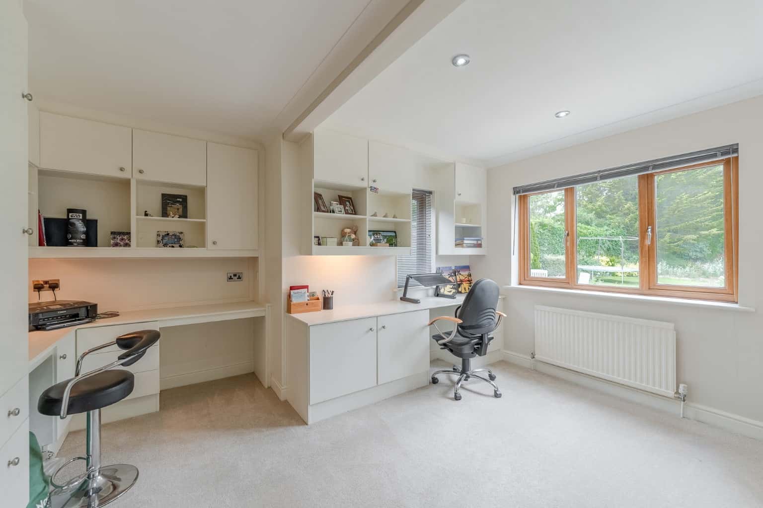 A truly exceptional residence of distinction, occupying one of the area’s most exclusive addresses. Property image 6