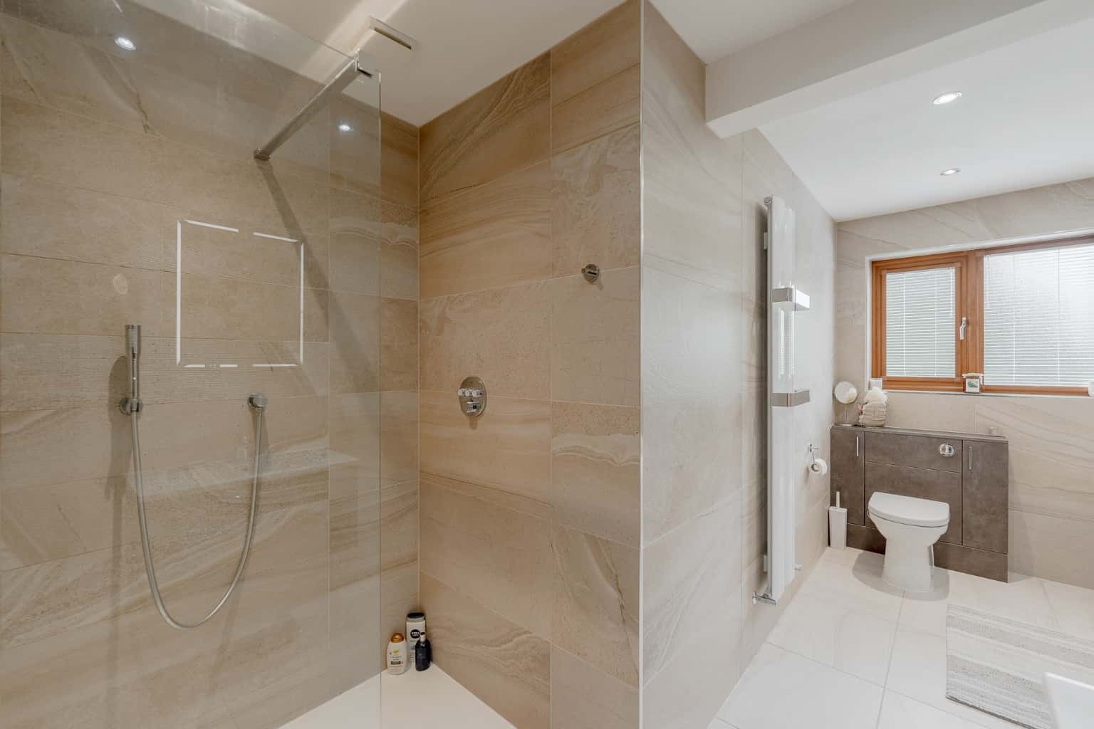 A truly exceptional residence of distinction, occupying one of the area’s most exclusive addresses. Property image 26