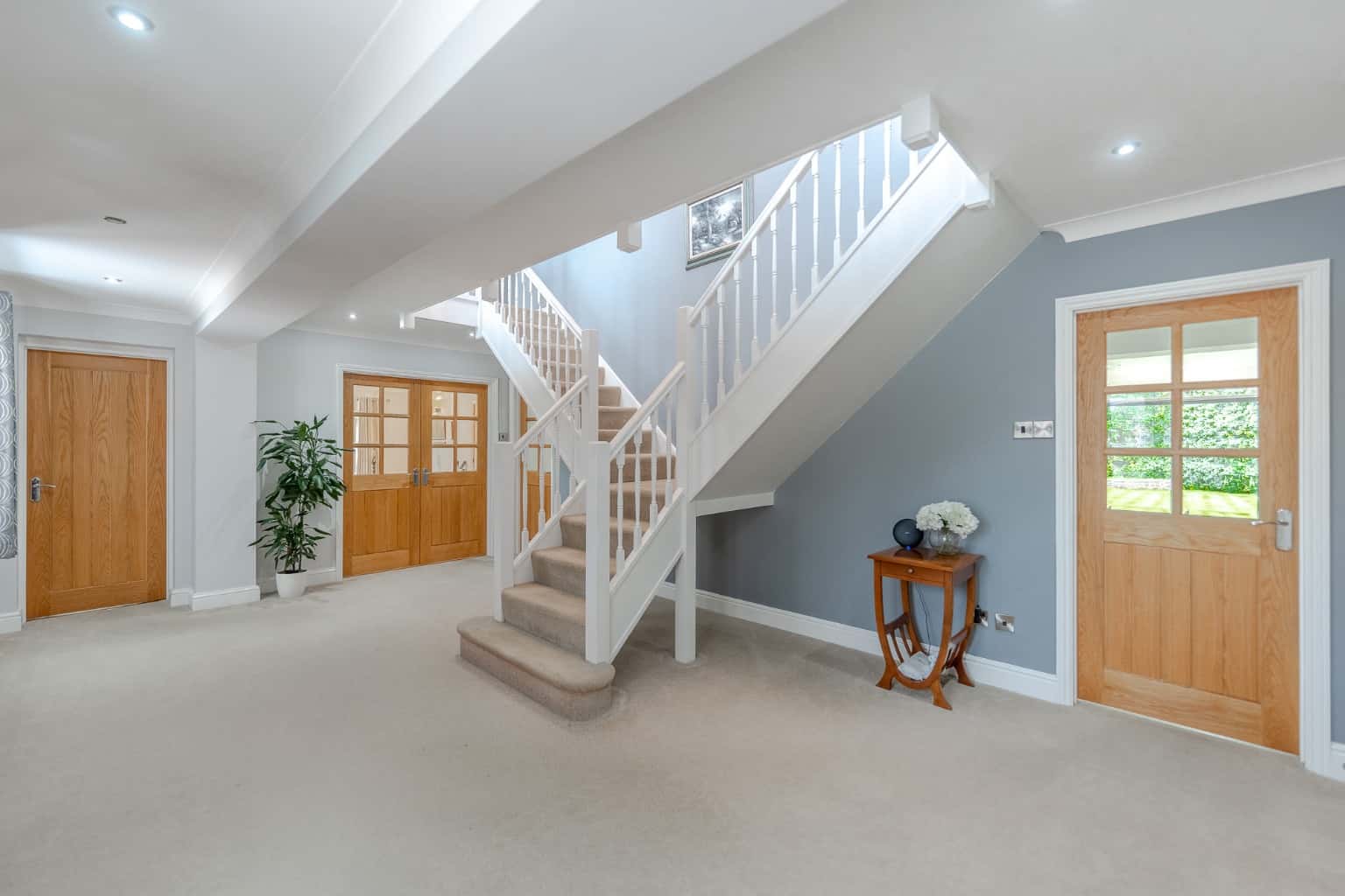 A truly exceptional residence of distinction, occupying one of the area’s most exclusive addresses. Property image 8