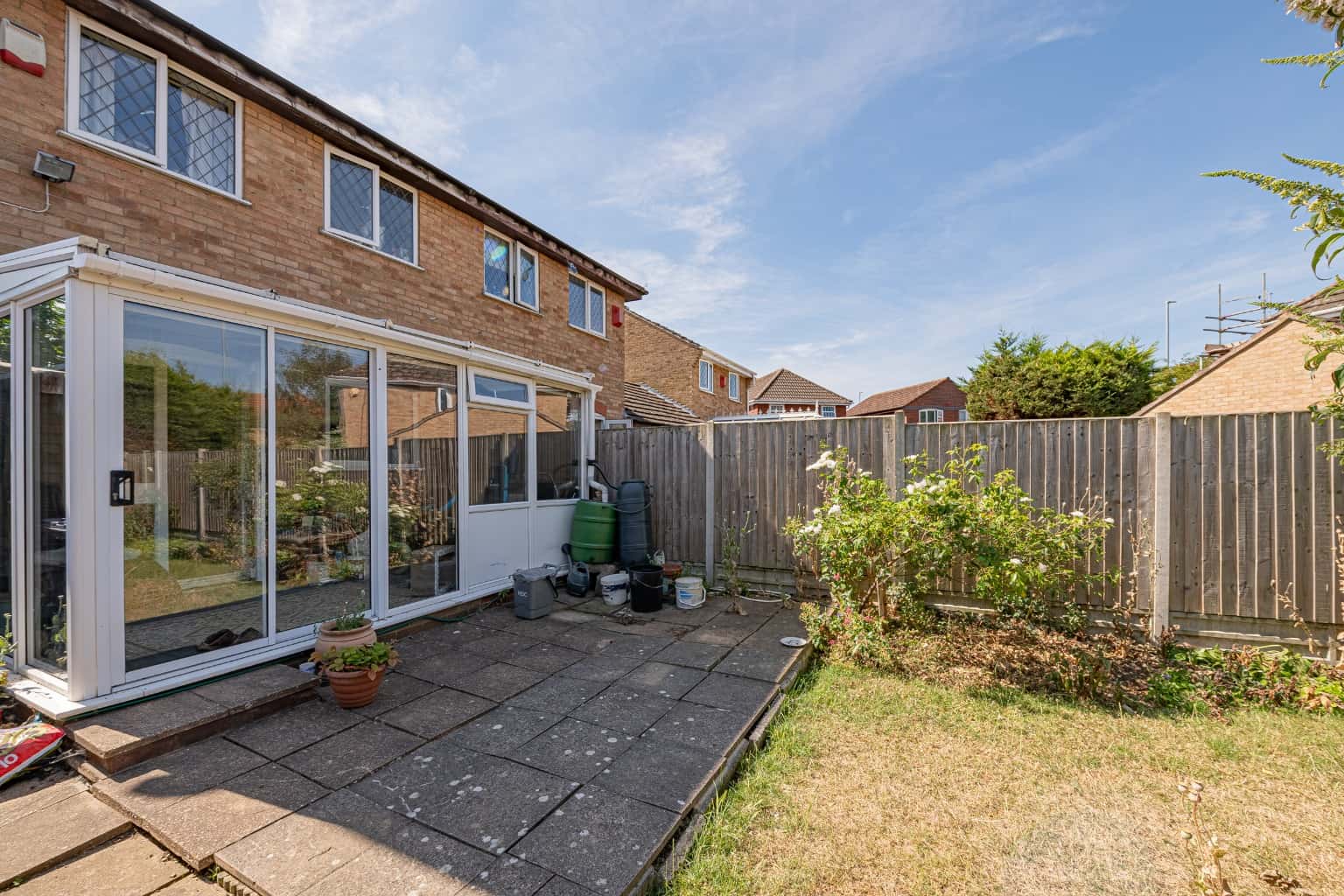 Two-Bedroom Semi-Detached Home with Garage, Driveway & No Forward Chain Property image 6