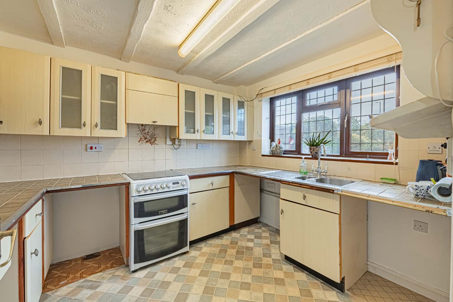FOUR BEDROOM HOUSE IN HIGHLY SOUGHT-AFTER LOCATION Property image 2