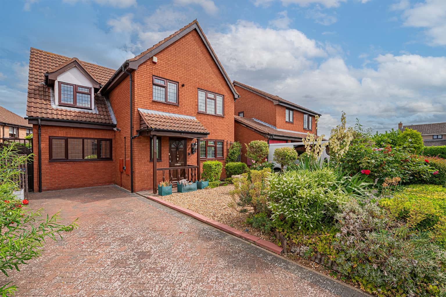 FOUR BEDROOM HOUSE IN HIGHLY SOUGHT-AFTER LOCATION Property image 1