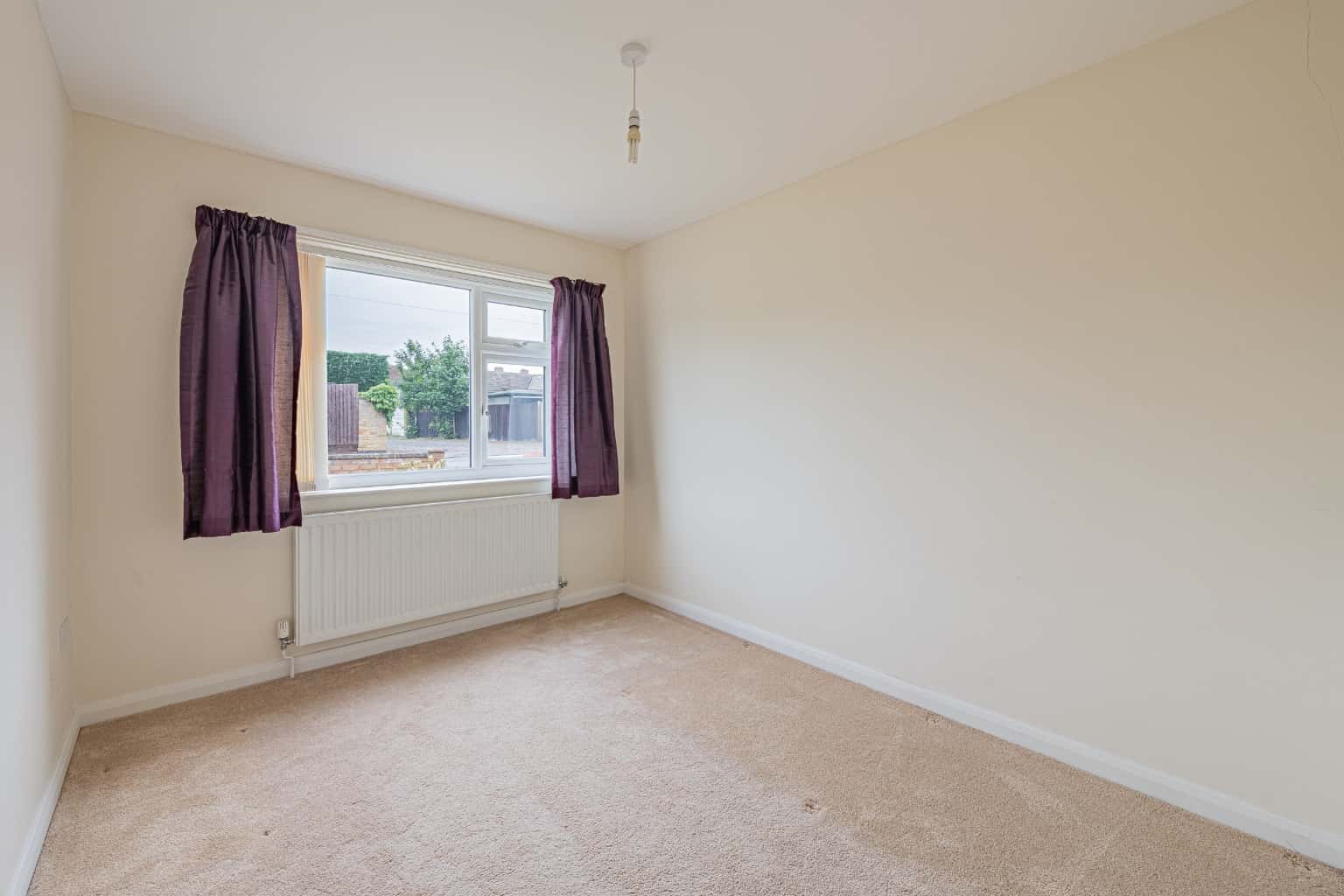 DETACHED THREE BEDROOM BUNGALOW CLOSE TO THE TOWN CENTRE Property image 10