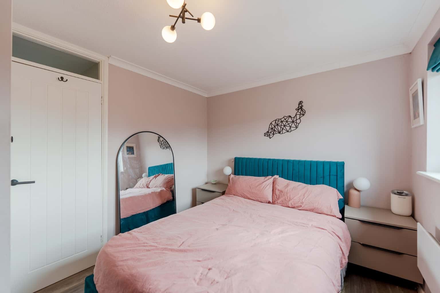 Stylish Two Bedroom Home with Driveway & Private Garden Ideal First-Time Buy or Downsize Property image 8