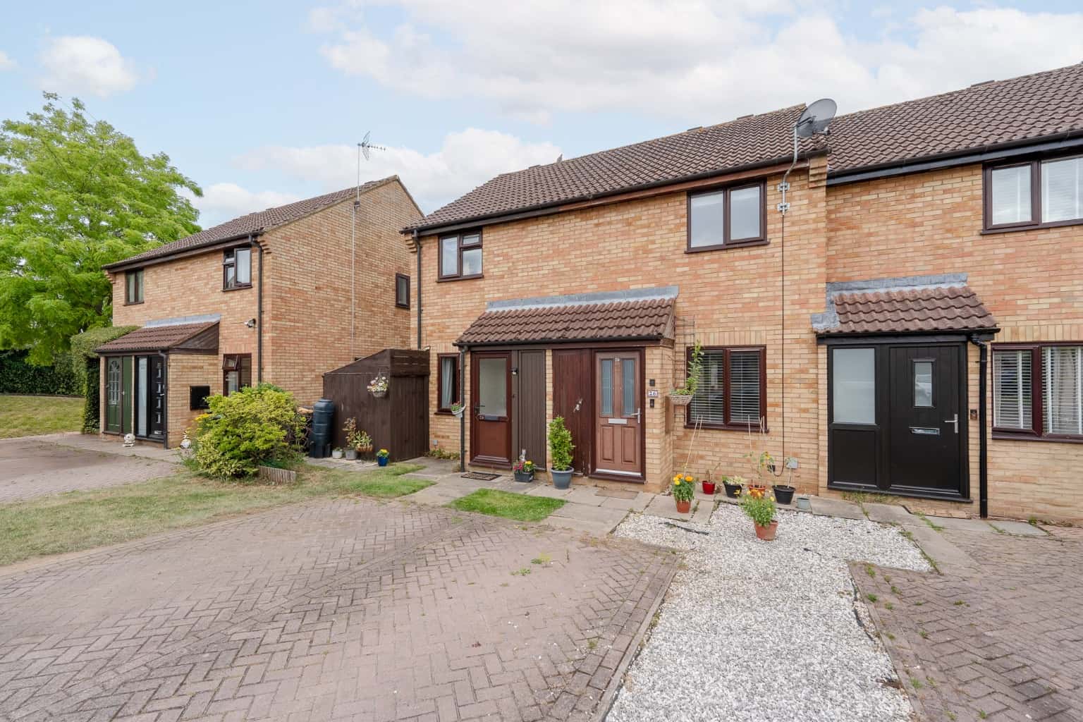 Stylish Two Bedroom Home with Driveway & Private Garden Ideal First-Time Buy or Downsize Property image 1