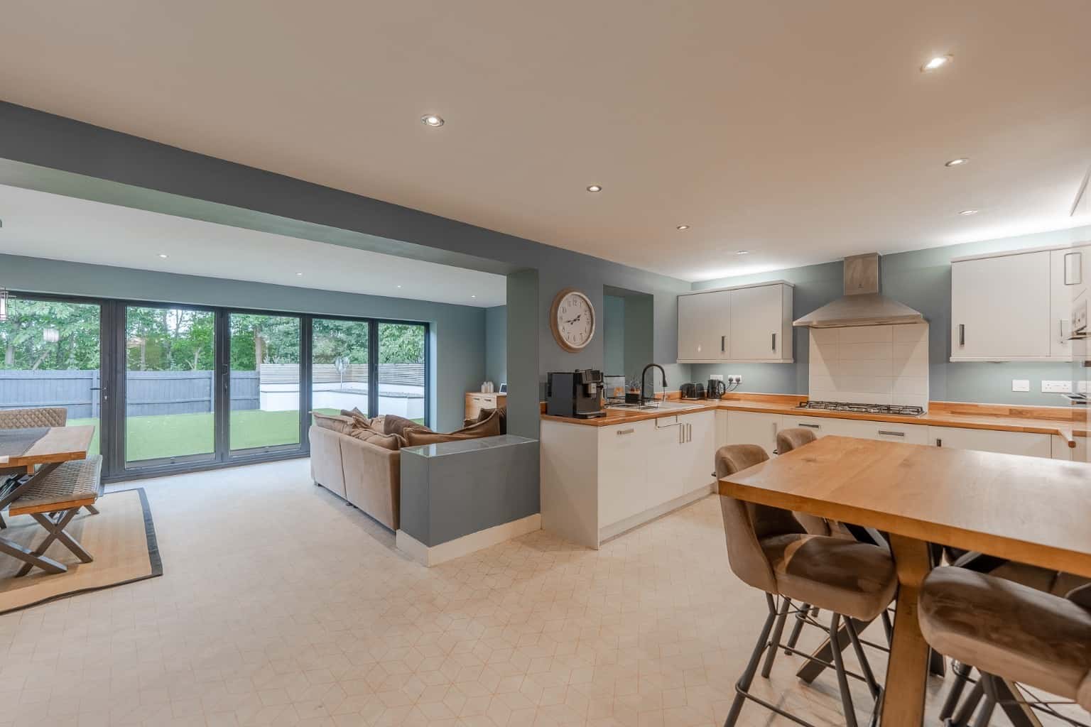 Exceptional Five Bedroom Family Home in Papworth Everard Property image 2