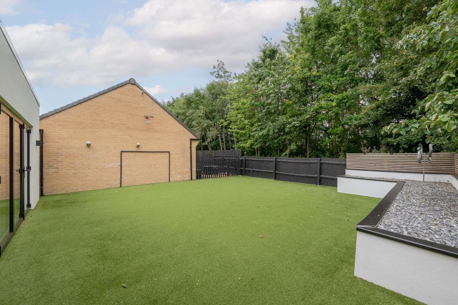 Exceptional Five Bedroom Family Home in Papworth Everard Property image 4