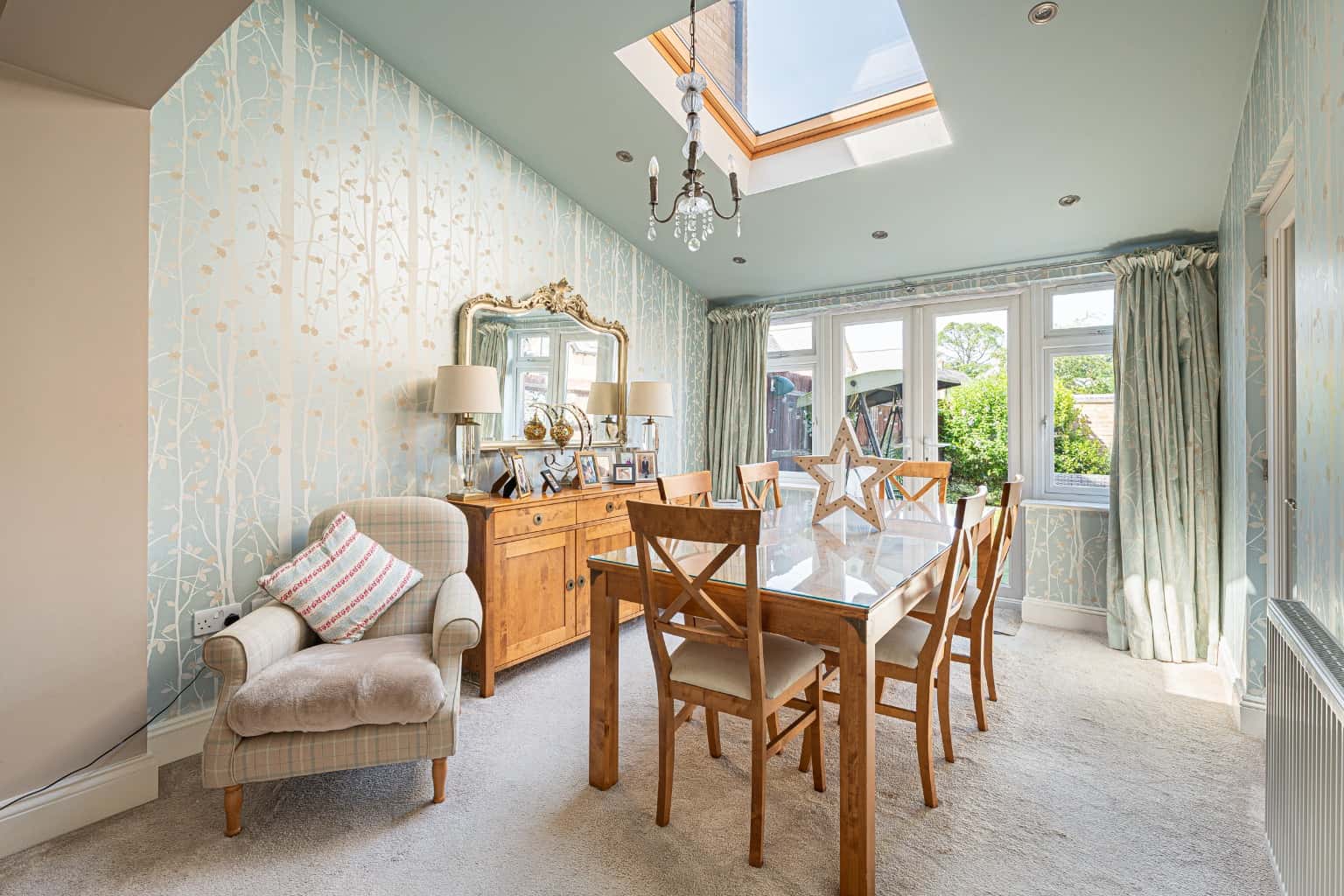 An attractive and extended four bedroom family home on the Fairfield Development near Hitchin. Property image 9