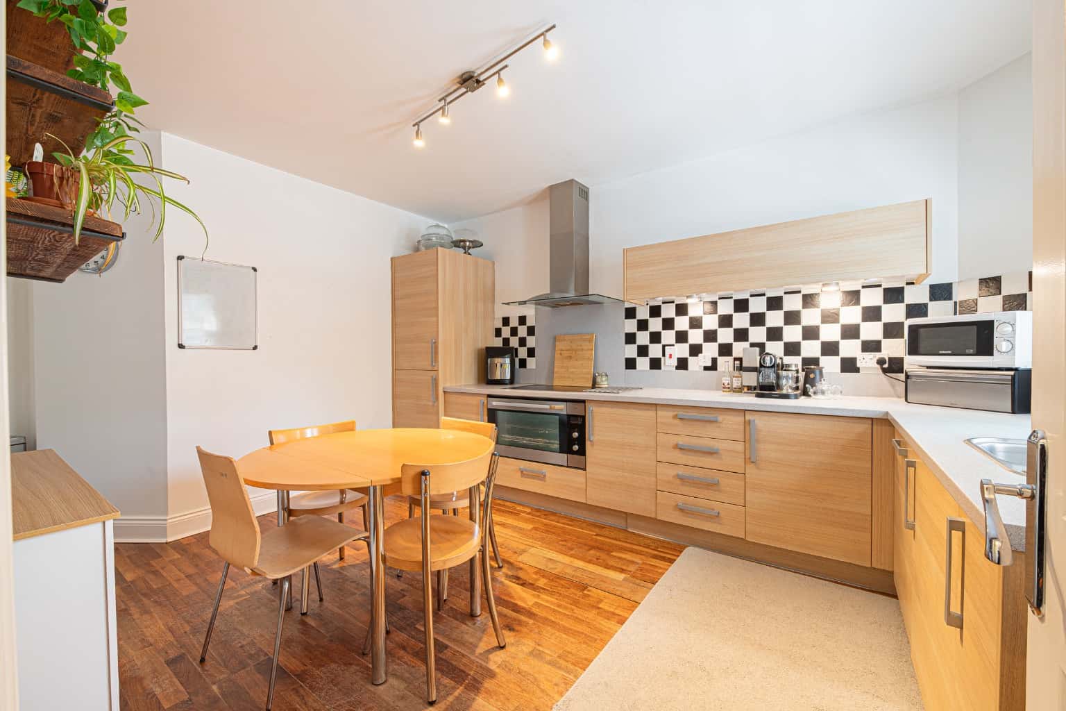 An attractive and extended four bedroom family home on the Fairfield Development near Hitchin. Property image 4