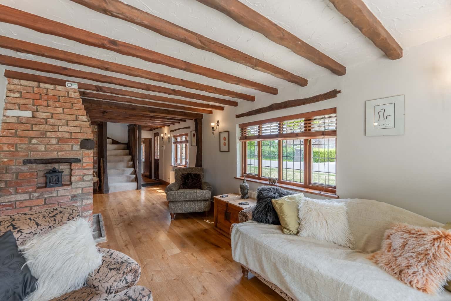 Characterful Four Bedroom Detached Home Double Garage No Chain Field Views Keysoe Property image 4