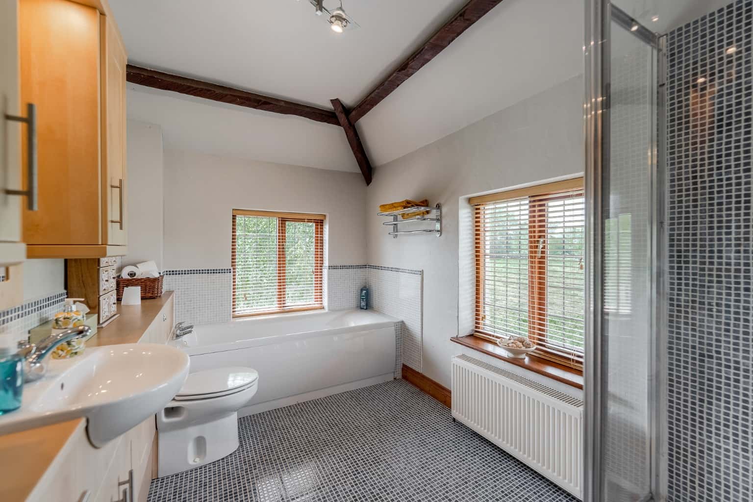 Characterful Four Bedroom Detached Home Double Garage No Chain Field Views Keysoe Property image 18