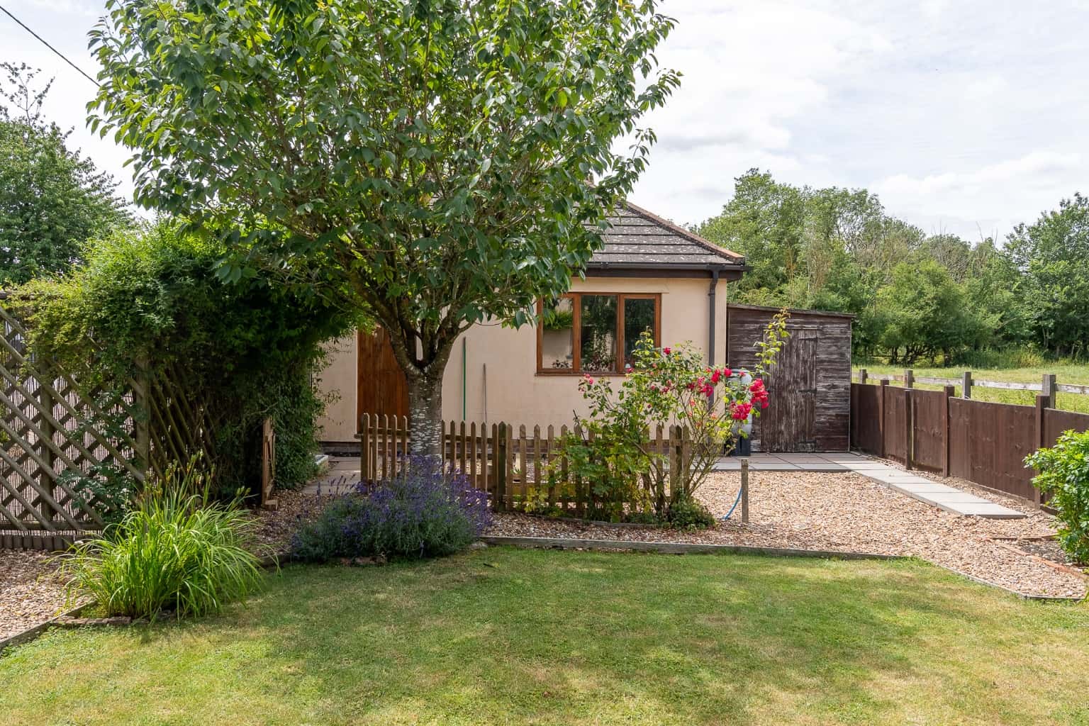 Characterful Four Bedroom Detached Home Double Garage No Chain Field Views Keysoe Property image 20