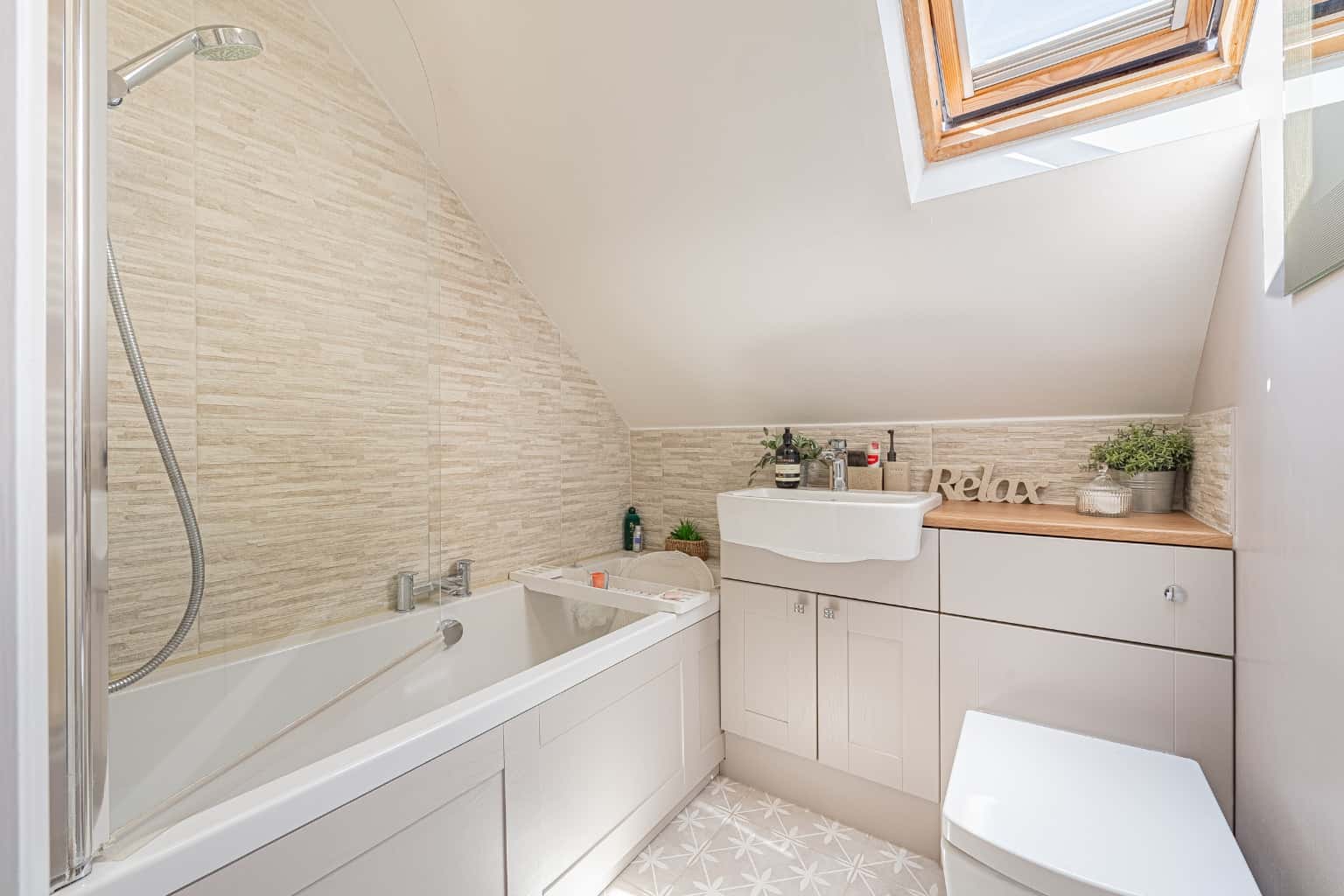 Exceptional Four Bedroom Detached Home in a Prestigious Non-Estate Mill Lane Location Property image 20