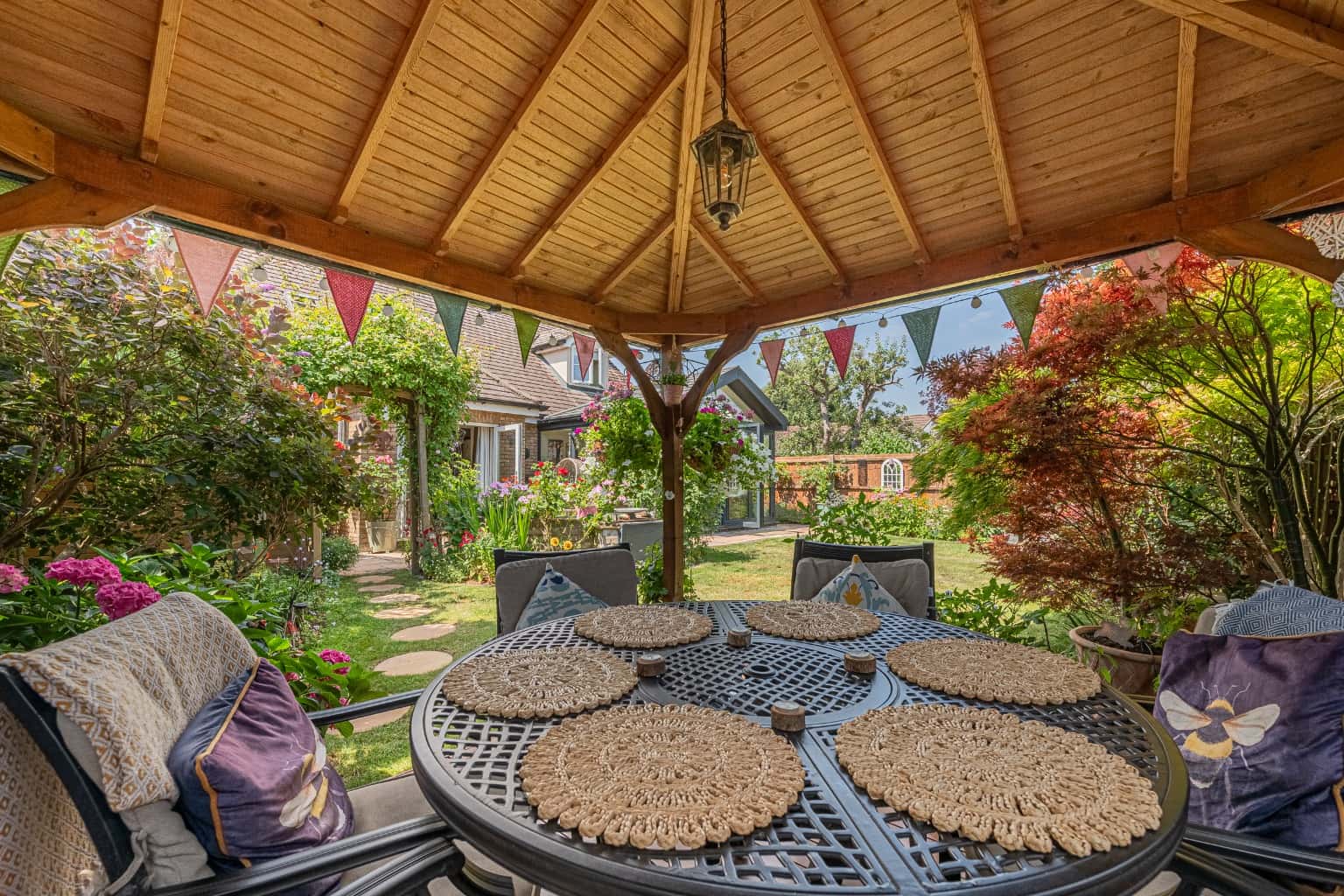 Exceptional Four Bedroom Detached Home in a Prestigious Non-Estate Mill Lane Location Property image 22