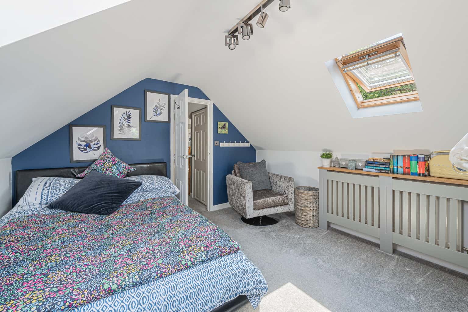 Exceptional Four Bedroom Detached Home in a Prestigious Non-Estate Mill Lane Location Property image 19