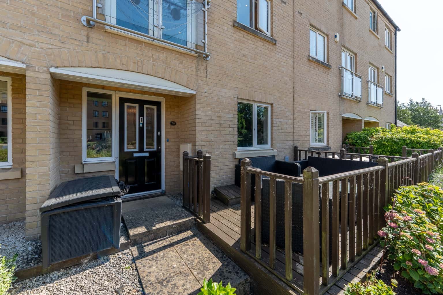Exceptional Riverside Townhouse Overlooking Little Paxton Lock Offering Luxury Living No Chain Property image 20