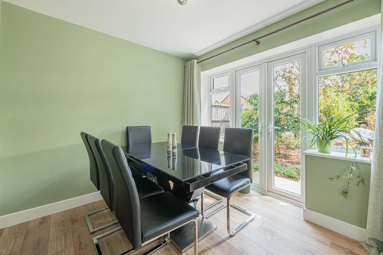 Two bedroom home in popular village of Little Paxton. Property image 4
