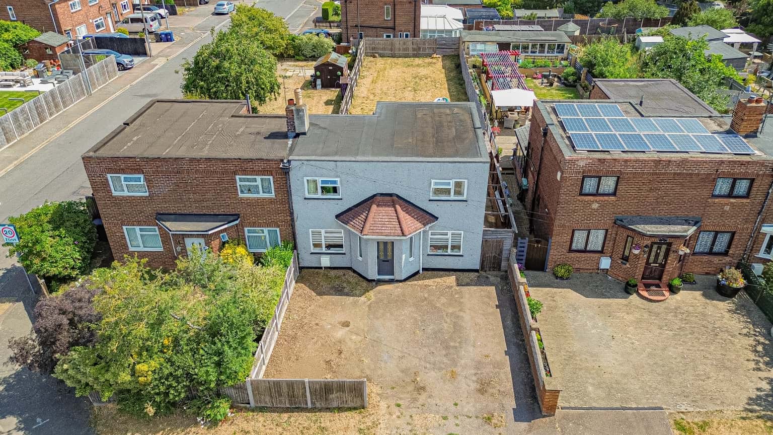 Spacious Three Bedroom Home With A Superb Rear Garden, Huge Potential & Great Eynesbury Location Property image 9
