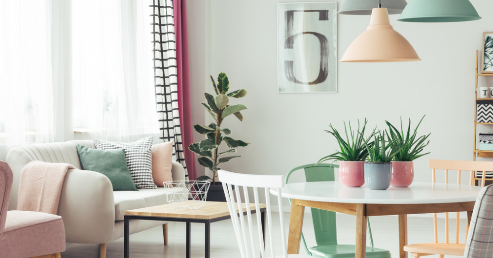Selling your home using seasonal décor Selling your home using seasonal décor