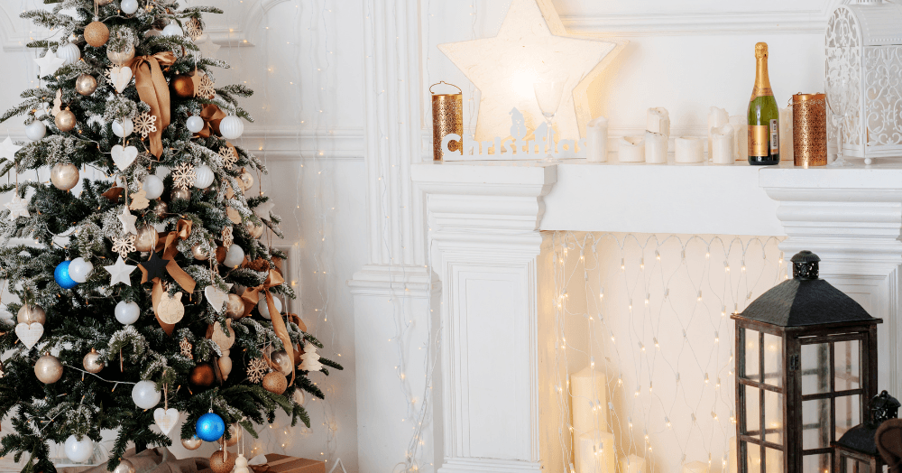 Should you put up your Christmas decorations if you are trying to sell your home? Should you put up your Christmas decorations if you are trying to sell your home?